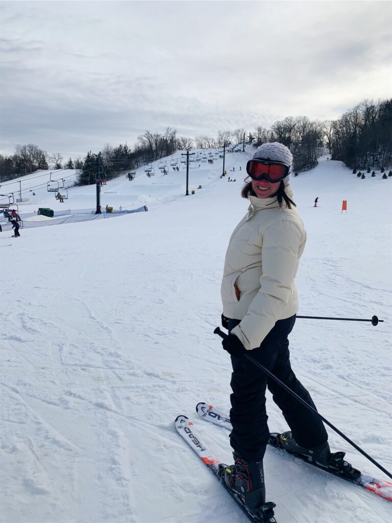 A woman on skis at Seven Oaks Recreation in Boone, Iowa